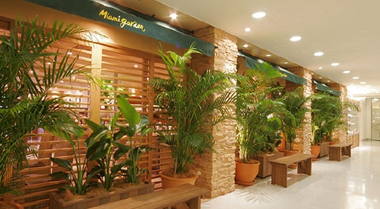 08_lphoto.jpg