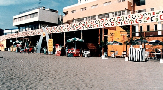 02_lphoto.jpg