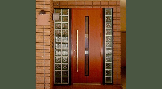 04_lphoto.jpg
